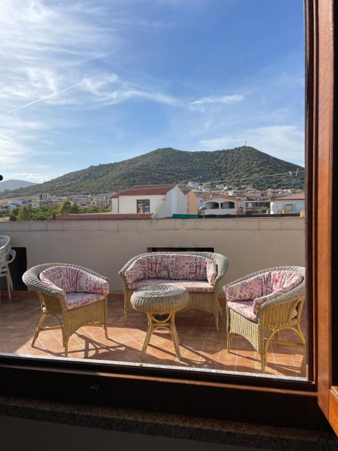 La Casa Di Tonia Lägenhet La Caletta Exteriör bild