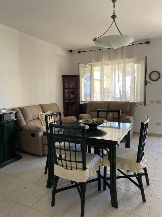 La Casa Di Tonia Lägenhet La Caletta Exteriör bild